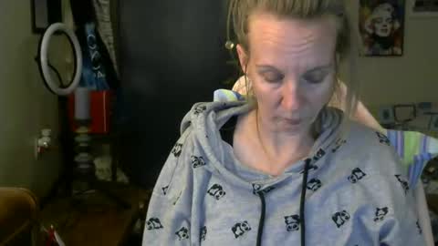 Mila online show from May 16, 2026, 5:59 am