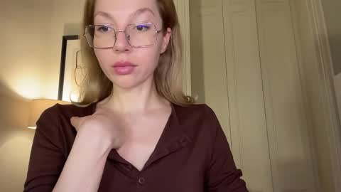 Snapshot of milayah chatting on January 11, 2026, 3:28 pm Mila online show from January 11, 2026, 3:28 pm