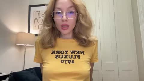 Snapshot of milayah chatting on January 13, 2026, 4:34 pm Mila online show from January 13, 2026, 4:34 pm