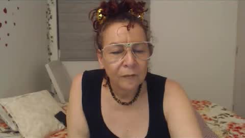 Snapshot of milchanell chatting on May 13, 2026, 5:16 am milchanell online show from May 13, 2026, 5:16 am