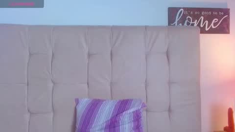 Snapshot of mildrecute chatting on March 12, 2025, 12:42 am Ana online show from March 12, 2025, 12:42 am