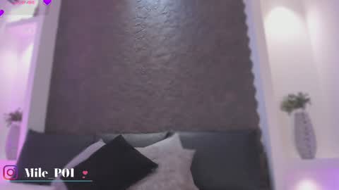 Snapshot of mile_perez chatting on July 2, 2026, 8:48 pm M I L E online show from July 2, 2026, 8:48 pm