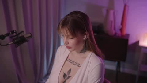 Snapshot of mileeena chatting on December 8, 2024, 4:07 pm M Telegram mamagotachannel online show from December 8, 2024, 4:07 pm