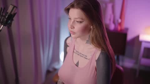 Snapshot of mileeena chatting on December 21, 2024, 3:42 pm M Telegram mamagotachannel online show from December 21, 2024, 3:42 pm