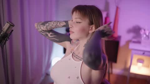 Snapshot of mileeena chatting on December 31, 2024, 1:30 pm M Telegram mamagotachannel online show from December 31, 2024, 1:30 pm