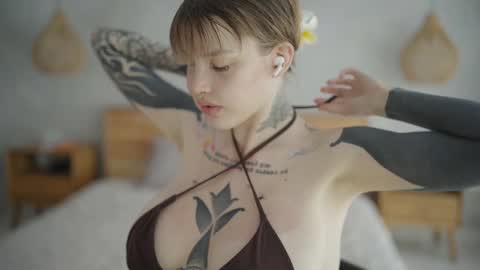 Snapshot of mileeena chatting on January 28, 2025, 4:18 am M Telegram mamagotachannel online show from January 28, 2025, 4:18 am