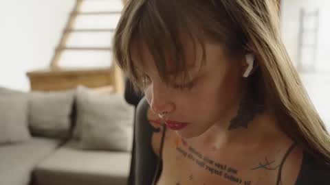 Snapshot of mileeena chatting on February 18, 2025, 4:04 am M Telegram mamagotachannel online show from February 18, 2025, 4:04 am