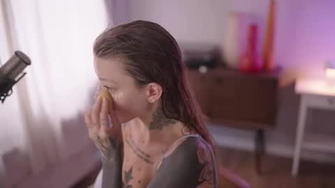 Snapshot of mileeena chatting on March 2, 2025, 10:03 am M Telegram mamagotachannel online show from March 2, 2025, 10:03 am