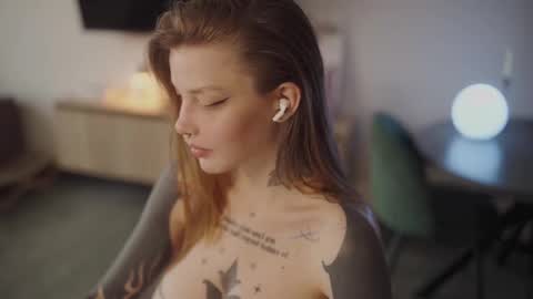 Snapshot of mileeena chatting on September 21, 2025, 12:07 pm M Telegram mamagotachannel online show from September 21, 2025, 12:07 pm