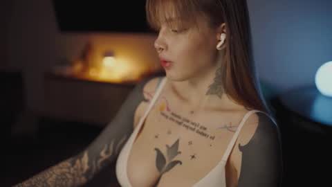 Snapshot of mileeena chatting on November 14, 2025, 2:16 pm M Telegram mamagotachannel online show from November 14, 2025, 2:16 pm