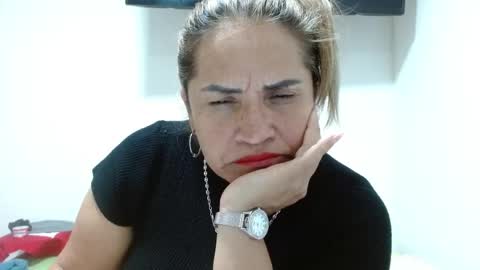 Snapshot of milena_hoot_ chatting on May 30, 2026, 4:42 am MILENA online show from May 30, 2026, 4:42 am