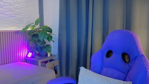 Snapshot of milena_lawson chatting on October 10, 2025, 10:47 am milena_lawson online show from October 10, 2025, 10:47 am