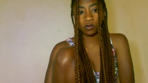 Snapshot of milennah chatting on June 6, 2026, 10:53 am milennah online show from June 6, 2026, 10:53 am