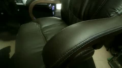 Snapshot of miles_mayhem_667 chatting on March 16, 2026, 9:35 am miles_mayhem_667 online show from March 16, 2026, 9:35 am