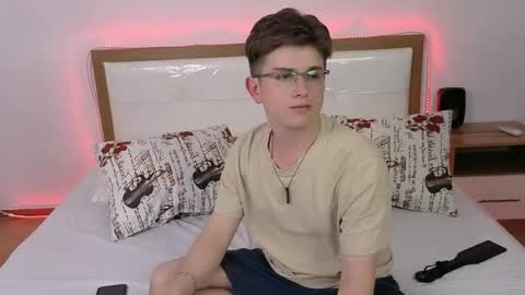 Snapshot of miless_cooper chatting on May 16, 2026, 7:23 pm Miles online show from May 16, 2026, 7:23 pm