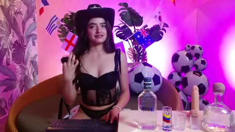Snapshot of miley_ruby chatting on June 13, 2026, 9:35 pm miley online show from June 13, 2026, 9:35 pm