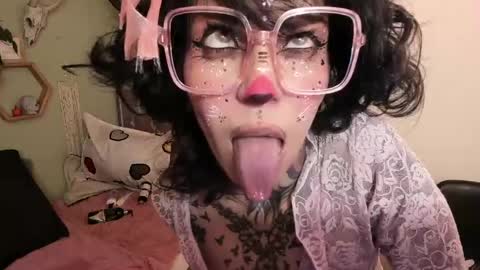 Isabella online show from April 29, 2026, 5:30 pm