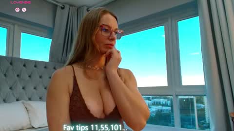 Snapshot of milf_tea chatting on July 22, 2026, 9:56 am Thea NONUDE in public GMT2 Mon 3-9 AM Wed 3-9 AM Thur 3-9 AM Fri 3-9 AM Sun 3-9 AM. online show from July 22, 2026, 9:56 am