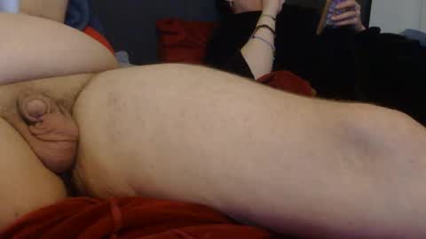 Snapshot of milfanddilf696969 chatting on April 30, 2026, 12:39 am milfanddilf696969 online show from April 30, 2026, 12:39 am