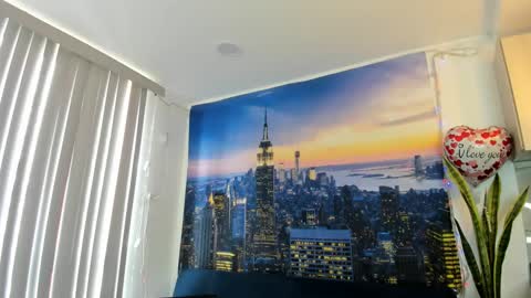 ASHLEY online show from February 19, 2025, 6:54 pm