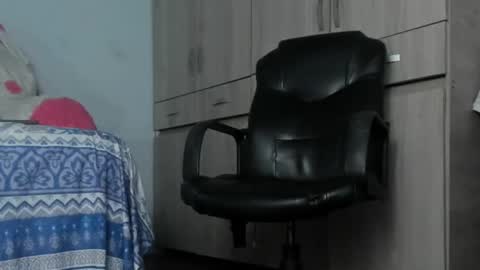 Snapshot of milff_danielaa chatting on February 11, 2025, 2:46 am Daniela online show from February 11, 2025, 2:46 am