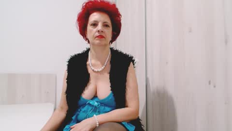 Milfsupreme online show from December 2, 2025, 12:21 pm