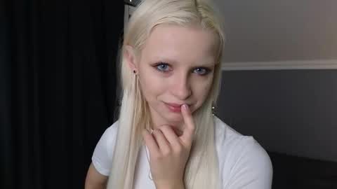 Eva online show from March 14, 2026, 12:32 pm