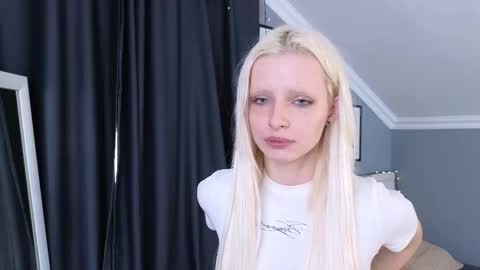 Eva online show from March 18, 2026, 1:03 pm