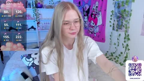 Snapshot of miliameow chatting on February 3, 2025, 2:25 am Milia online show from February 3, 2025, 2:25 am