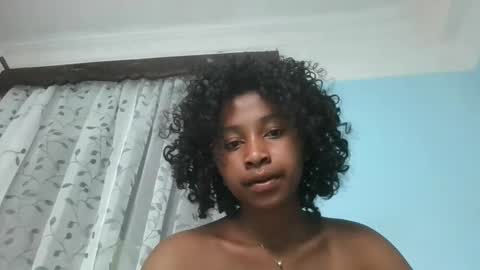 Snapshot of milinasy chatting on May 28, 2026, 7:27 am milinasy online show from May 28, 2026, 7:27 am