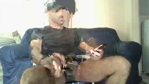 Snapshot of militaryx chatting on April 8, 2026, 8:09 pm militaryx online show from April 8, 2026, 8:09 pm