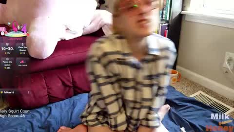 Snapshot of milkandhoneycams chatting on March 16, 2026, 10:14 pm MilkandHoney online show from March 16, 2026, 10:14 pm