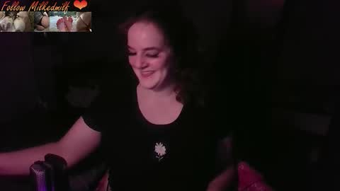 Snapshot of milkedmilf chatting on November 10, 2025, 7:18 am milkedmilf online show from November 10, 2025, 7:18 am