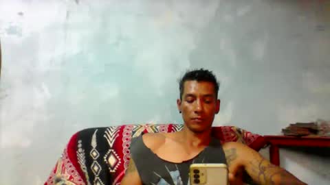 Snapshot of milkhammer chatting on April 21, 2026, 10:12 pm Hammer online show from April 21, 2026, 10:12 pm