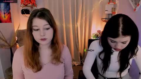 Snapshot of milki_wey chatting on February 20, 2026, 8:20 pm Mila online show from February 20, 2026, 8:20 pm