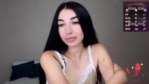 Snapshot of milkiss_kiss chatting on June 17, 2026, 6:16 am milkiss_kiss online show from June 17, 2026, 6:16 am