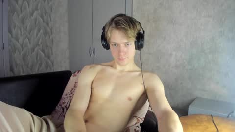 Isaac online show from February 7, 2025, 5:31 am