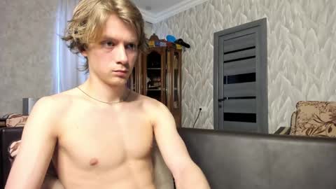 Isaac online show from May 2, 2026, 6:07 am