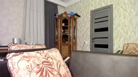 Isaac online show from May 9, 2026, 10:48 pm