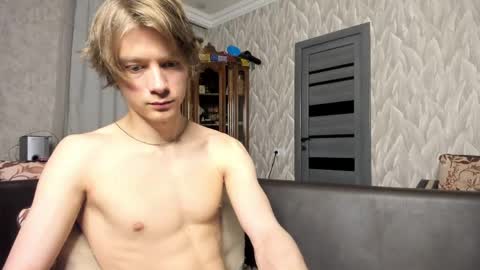 Isaac online show from May 12, 2026, 9:45 pm