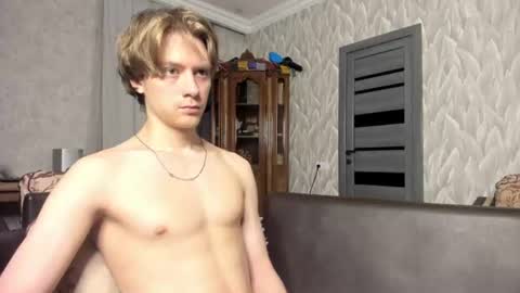 Isaac online show from June 11, 2026, 12:32 am