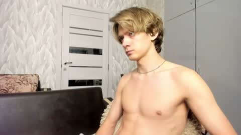 Isaac online show from June 27, 2026, 11:32 pm