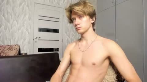 Isaac online show from June 29, 2026, 10:21 pm