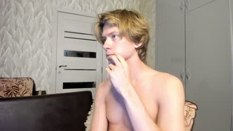 Isaac online show from July 26, 2026, 3:04 am