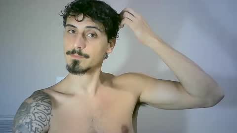 milkoffee online show from December 4, 2024, 8:18 pm