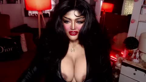 Snapshot of milkshakelavinia chatting on January 12, 2025, 3:39 am milkshakelavinia online show from January 12, 2025, 3:39 am