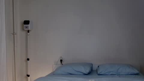 Snapshot of milky__way_ chatting on December 8, 2024, 2:52 pm milky__way_ online show from December 8, 2024, 2:52 pm