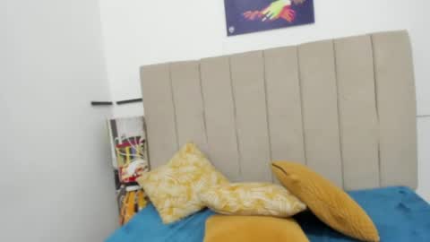 Snapshot of milky_candy_18 chatting on May 31, 2026, 6:09 pm milky_candy_18 online show from May 31, 2026, 6:09 pm