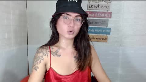 Snapshot of milkycumnel23 chatting on December 2, 2024, 4:31 pm NEL 23 online show from December 2, 2024, 4:31 pm