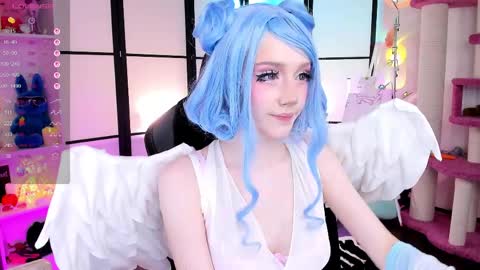 Snapshot of milkycute chatting on March 31, 2026, 6:41 pm milky cute online show from March 31, 2026, 6:41 pm